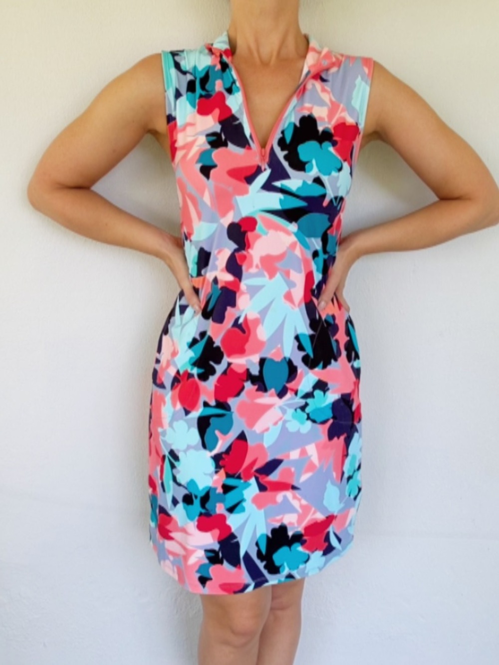 Patchington colorful abstract floral sleeveless quarter zip neck dress medium